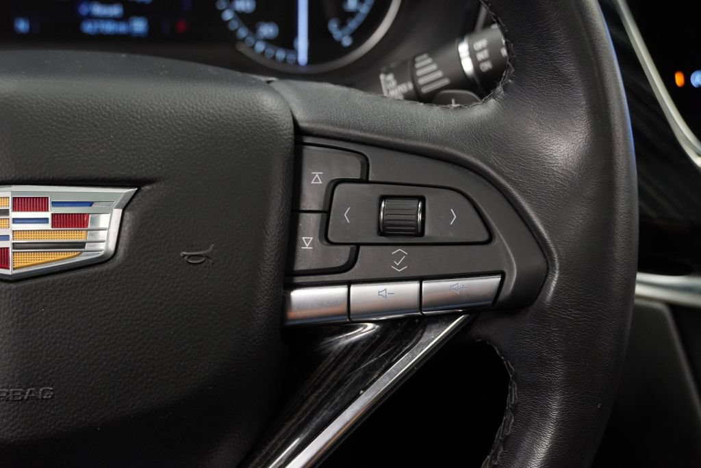 Certified 2023 Cadillac XT6 Premium Luxury AWD/4WD image 26