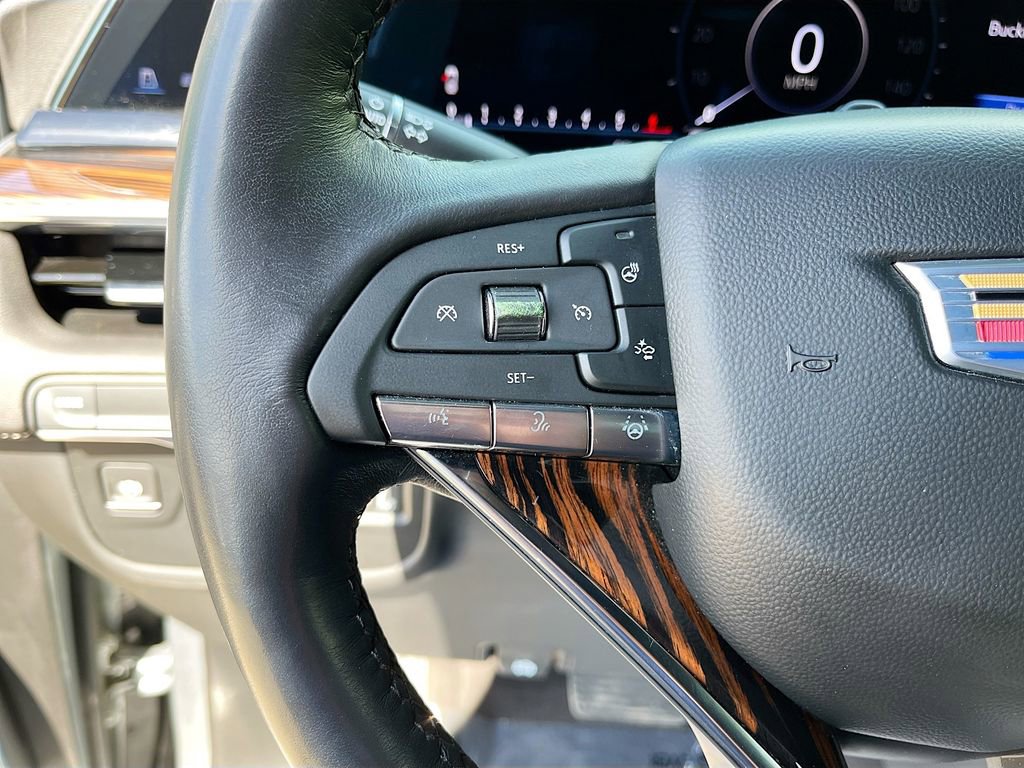 Used 2024 Cadillac Escalade Premium Luxury RWD image 19