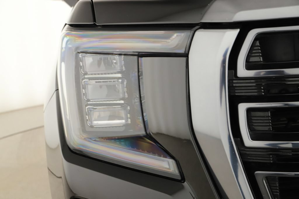 Used 2024 GMC Yukon AT4 w/ AT4 Premium Plus Package AWD/4WD image 38