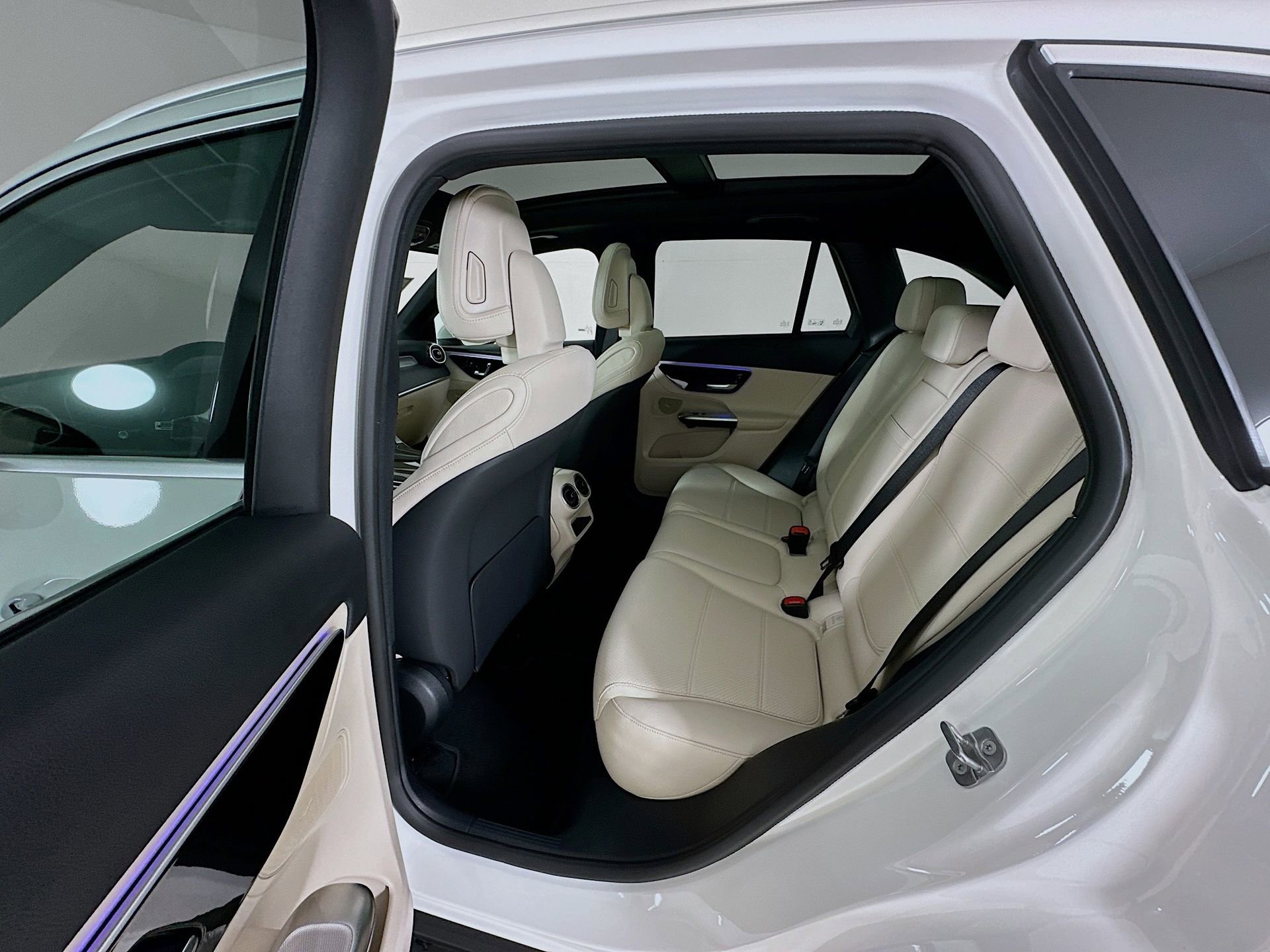 New 2026 Mercedes-Benz GLC 300 image 26