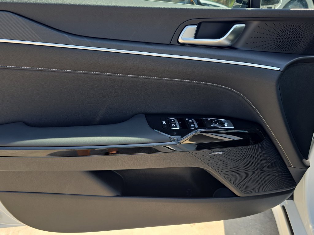 New 2026 Kia K5 GT-Line w/ GT-Line Premium Package FWD image 17