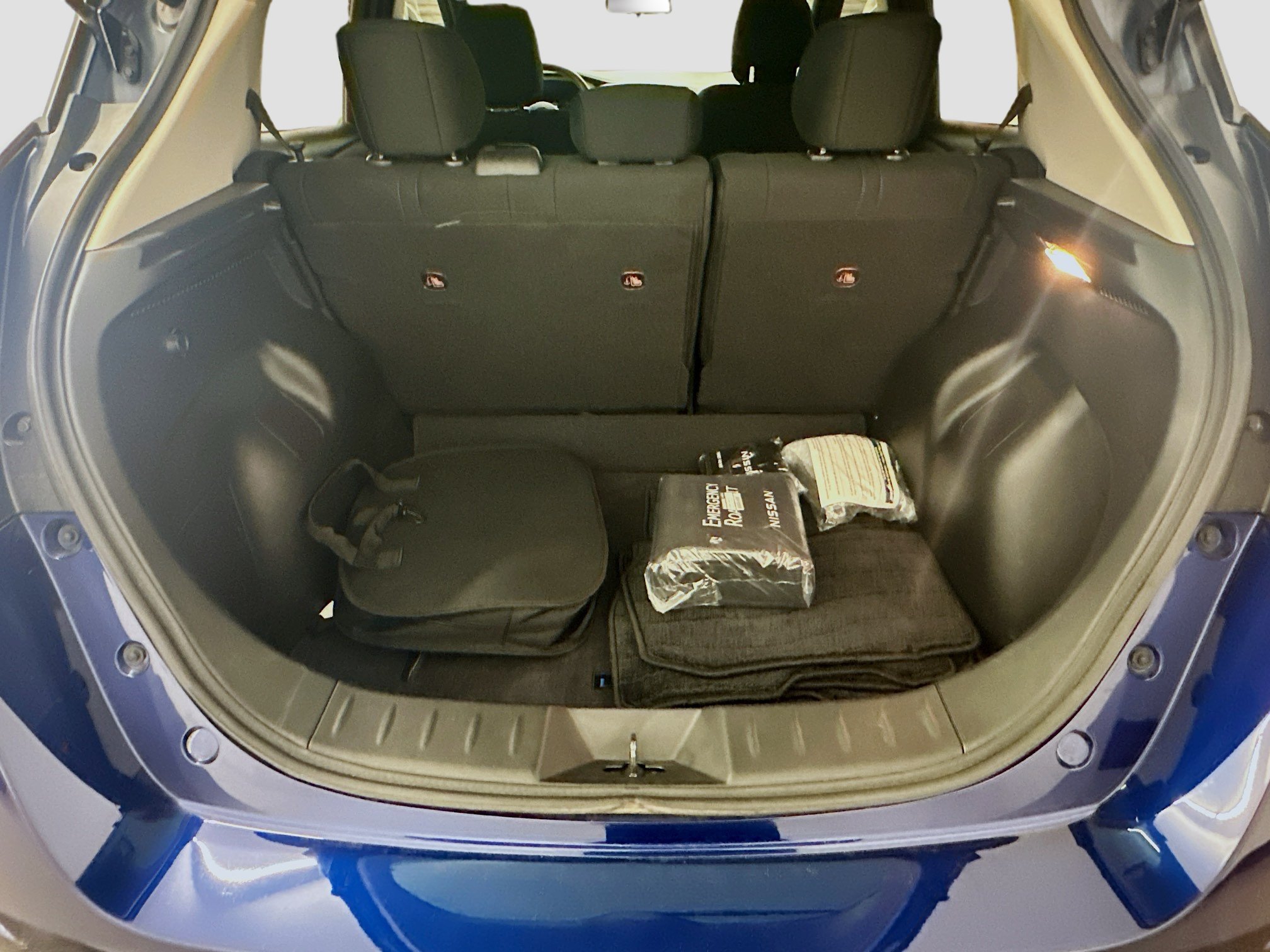 Used 2025 Nissan Leaf S FWD image 29