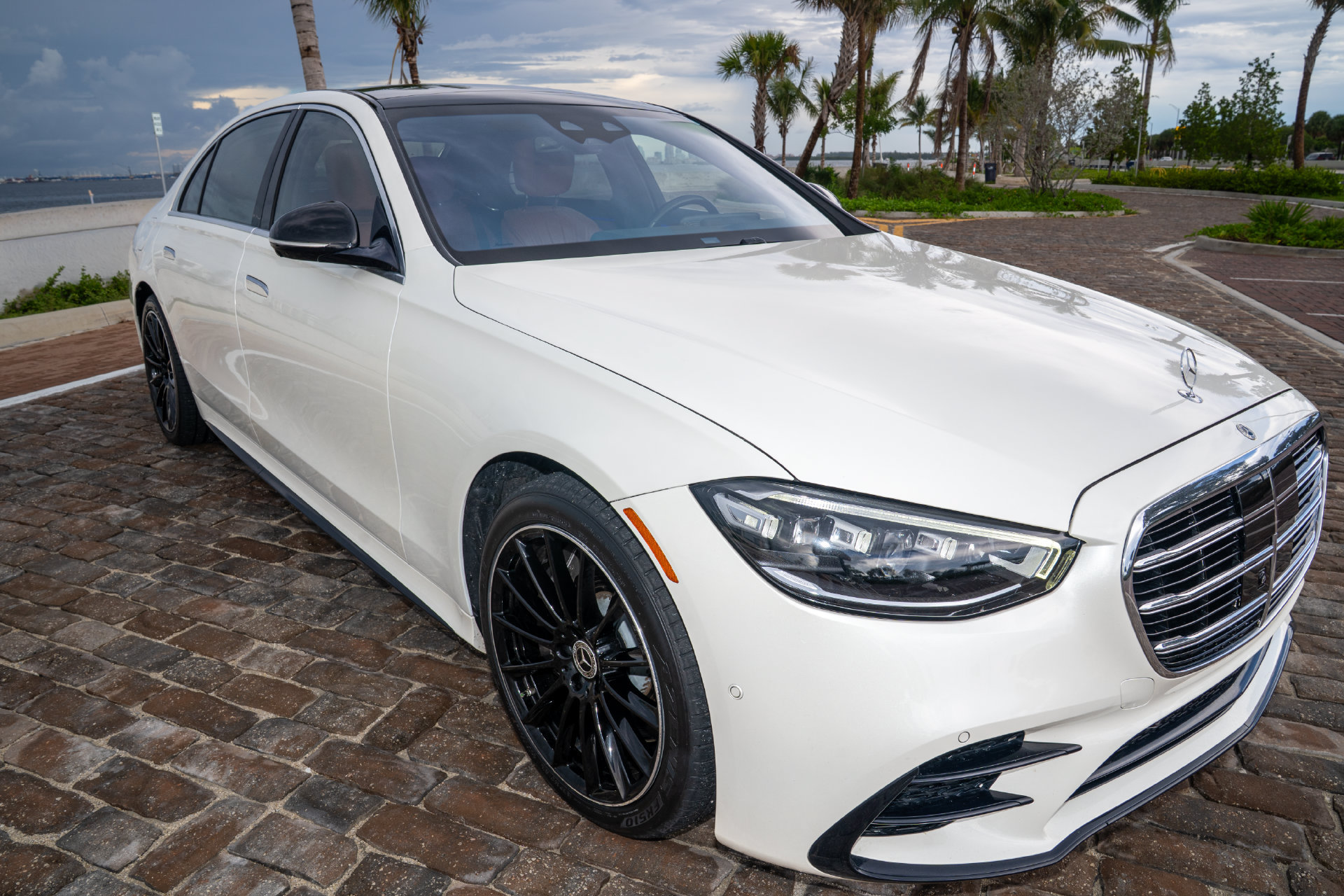 Used 2022 Mercedes-Benz S 500 4MATIC image 3