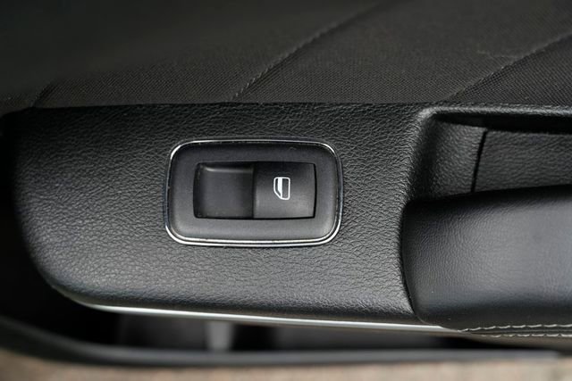 Used 2023 Dodge Charger SXT image 35