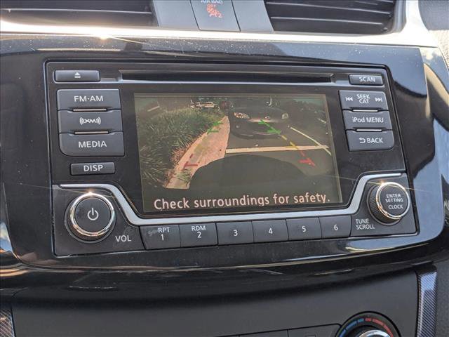 Used 2017 Nissan Sentra SR w/ SR Midnight Edition FWD image 9