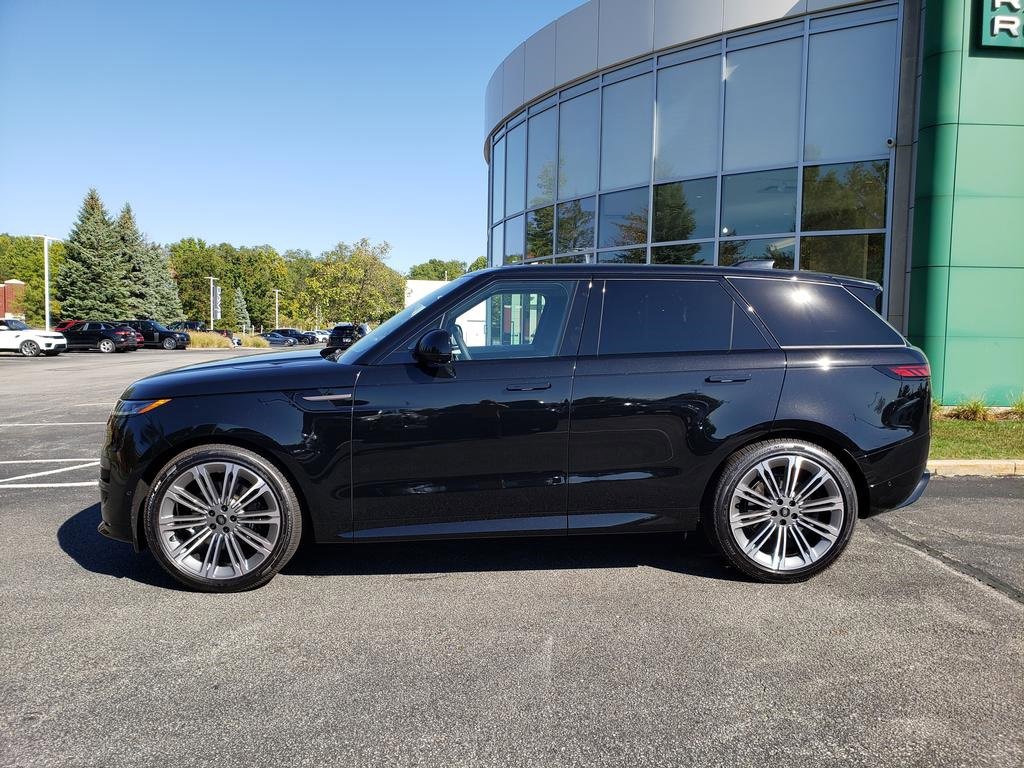 New 2025 Land Rover Range Rover Sport Dynamic SE image 8