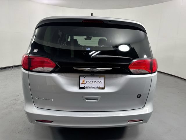 Used 2023 Chrysler Voyager LX FWD image 32