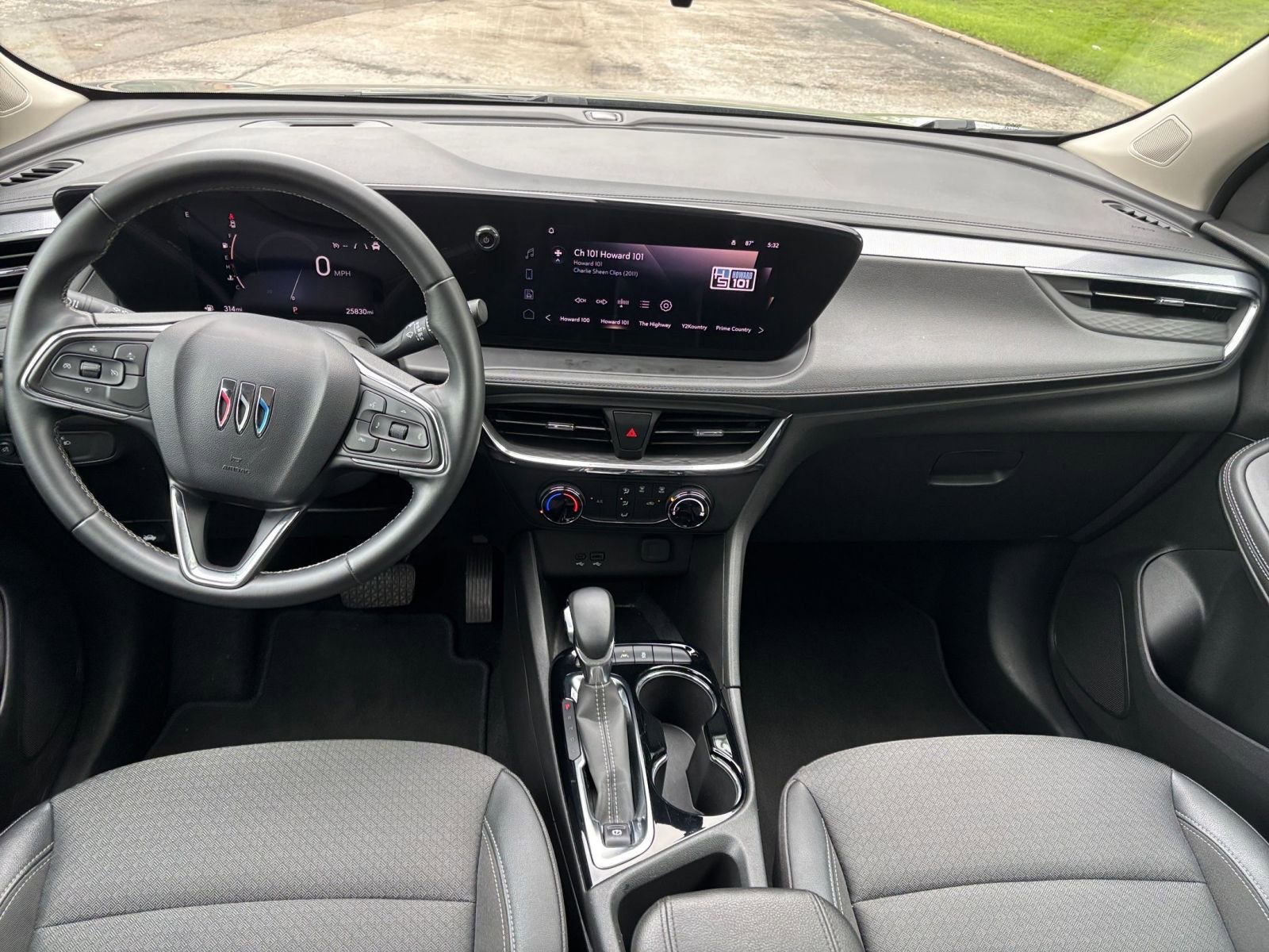 Used 2025 Buick Encore GX Preferred FWD image 28