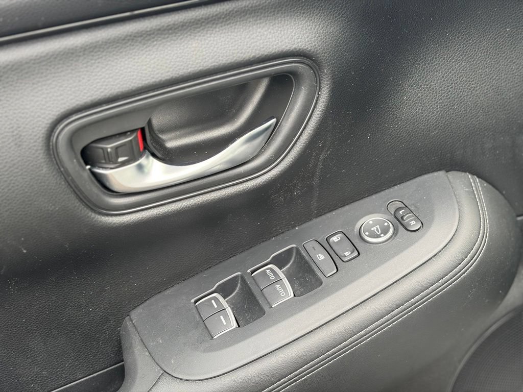 Certified 2023 Honda HR-V EX-L image 16