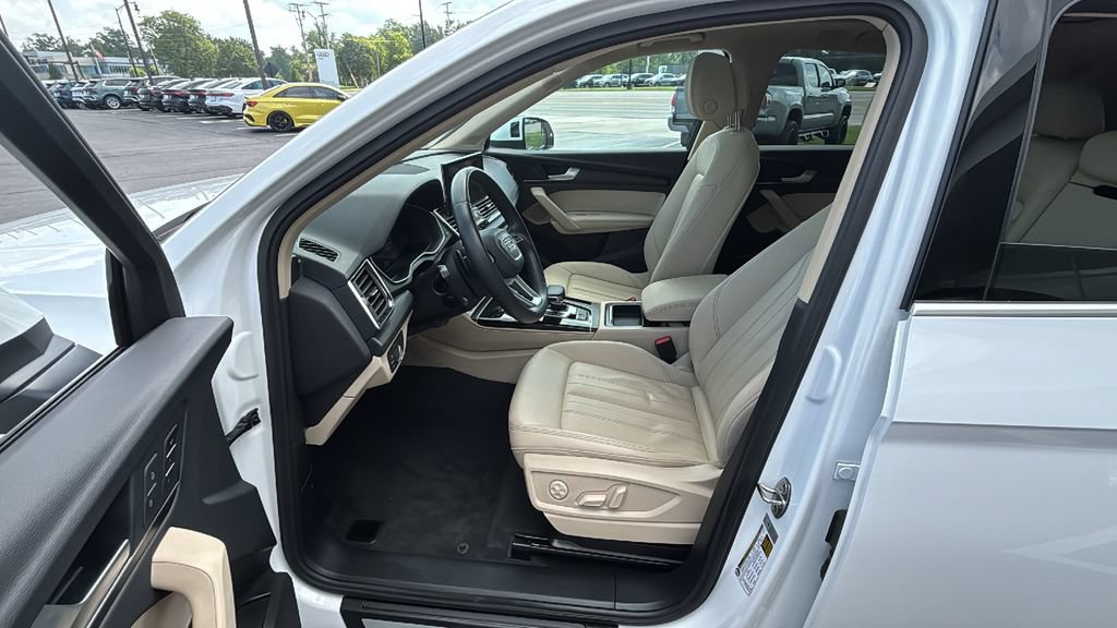 Used 2022 Audi Q5 2.0T Premium Plus AWD/4WD image 25
