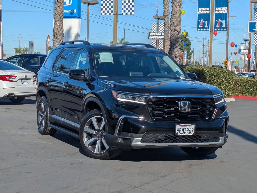 Certified 2023 Honda Pilot Elite image 2