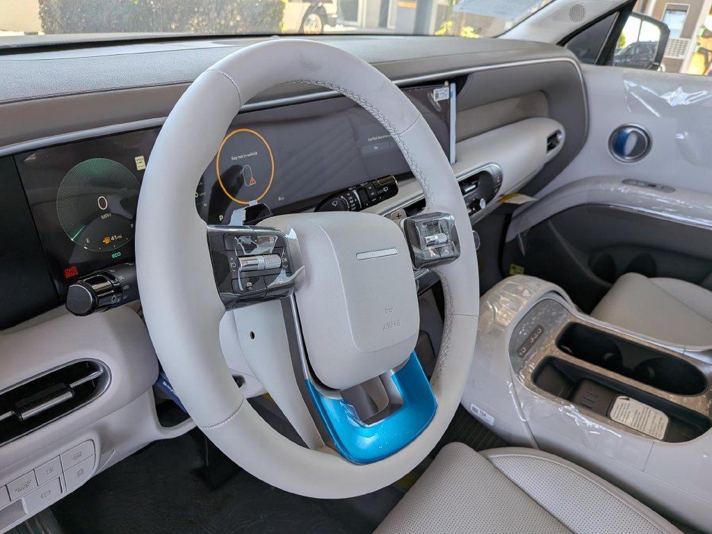 New 2026 Hyundai Palisade FWD Hybrid image 17