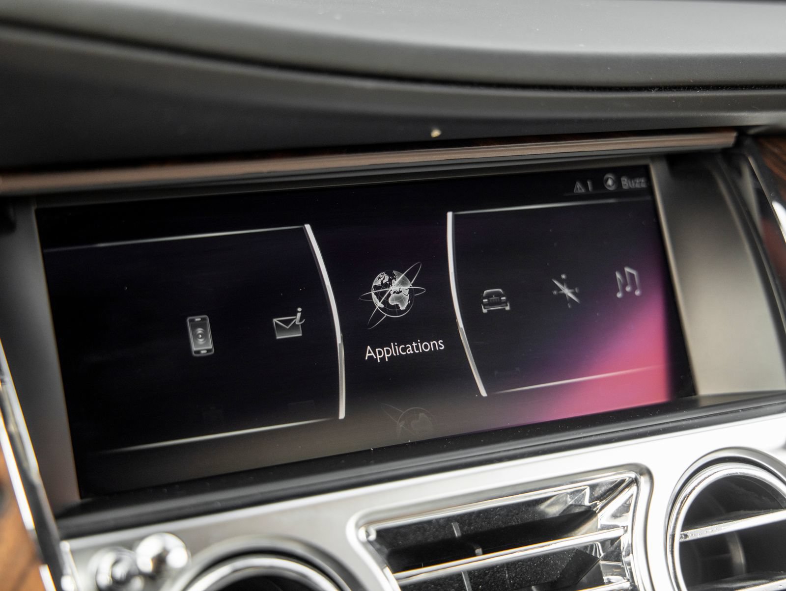 Used 2019 Rolls-Royce Wraith RWD image 30