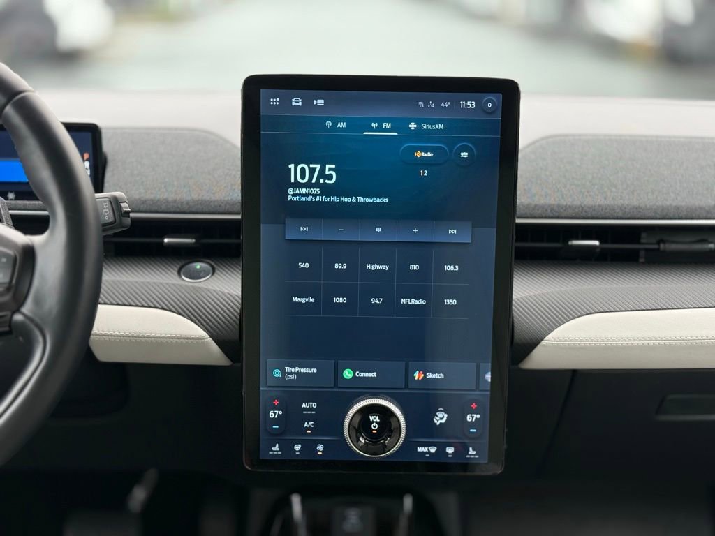 Used 2021 Ford Mustang Mach-E Premium image 26