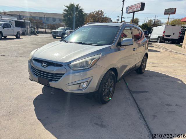 Used 2015 Hyundai Tucson SE image 3