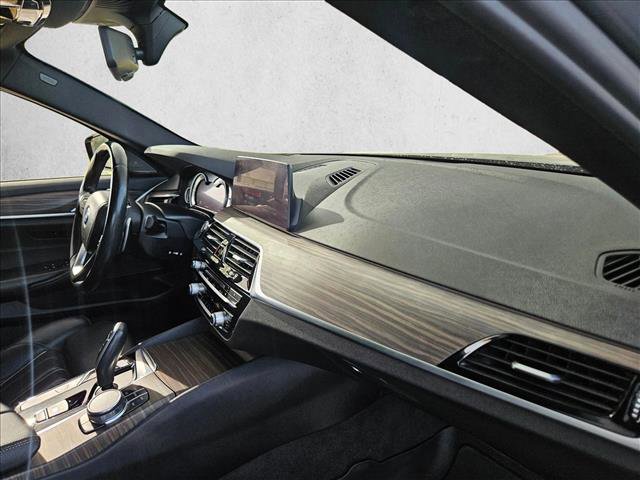 Used 2017 BMW 540i image 24