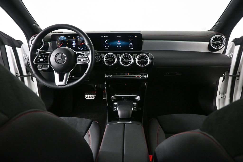 Certified 2023 Mercedes-Benz CLA 250 4MATIC image 17