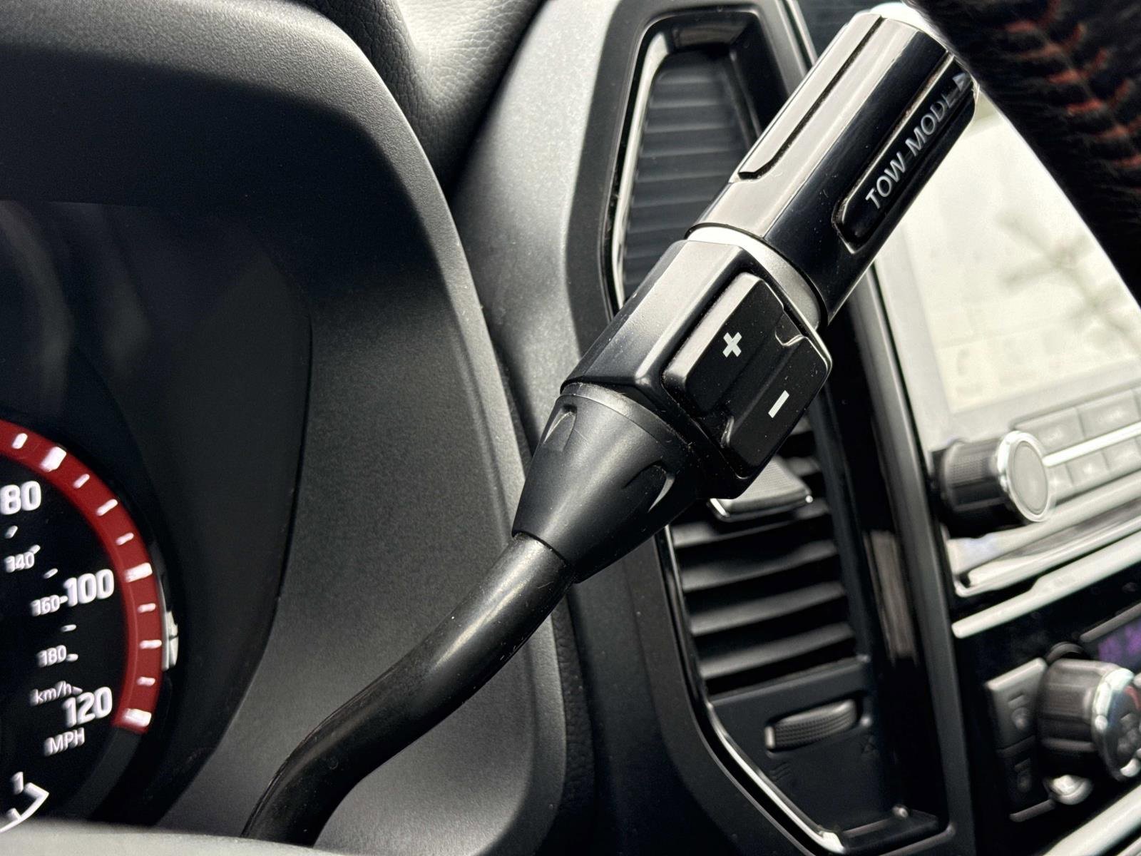 Used 2022 Nissan Titan PRO-4X w/ Pro-4x Utility Package image 16