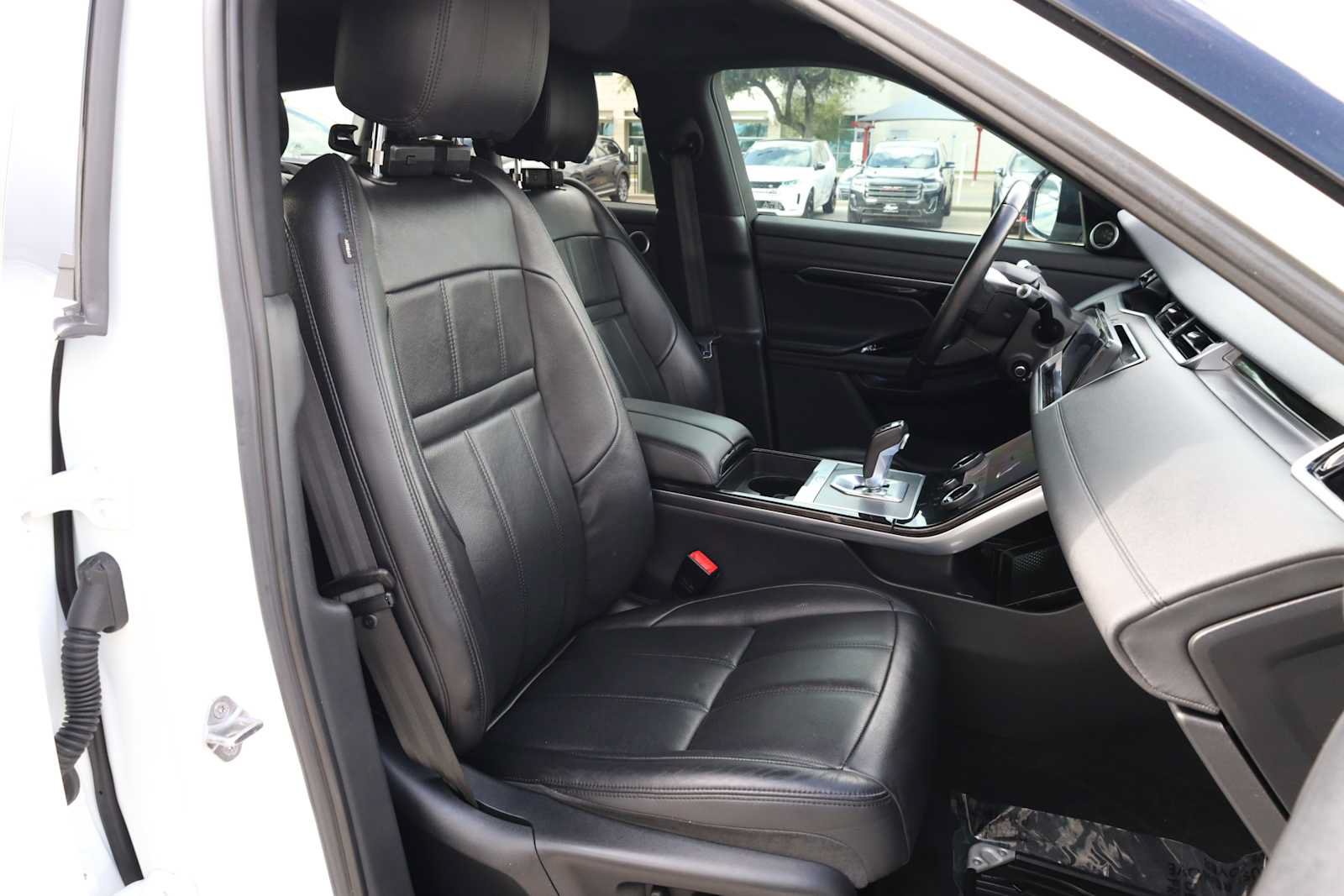 Used 2020 Land Rover Range Rover Evoque SE AWD/4WD image 30