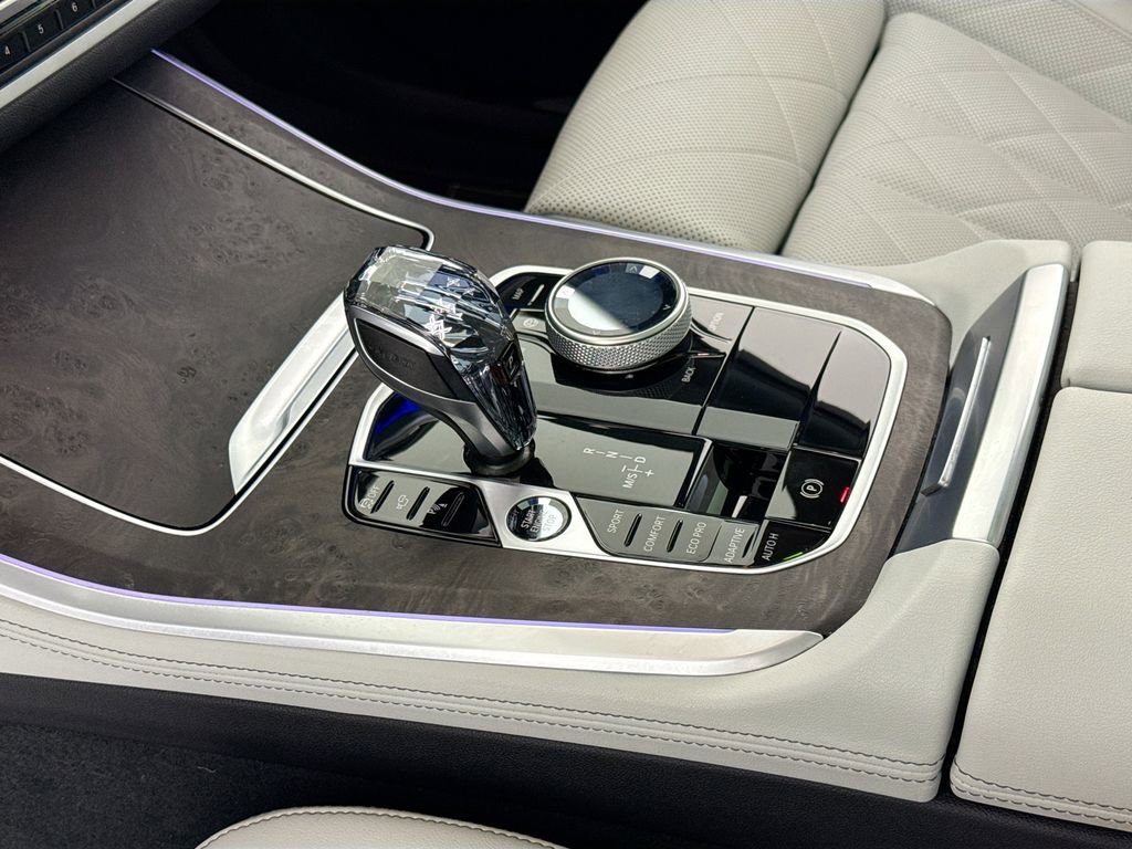 Used 2023 BMW X5 sDrive40i w/ Executive Package image 19