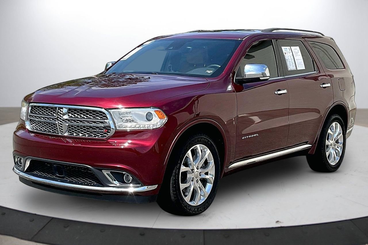 Used 2017 Dodge Durango Citadel w/ Premium Entertainment Group image 4