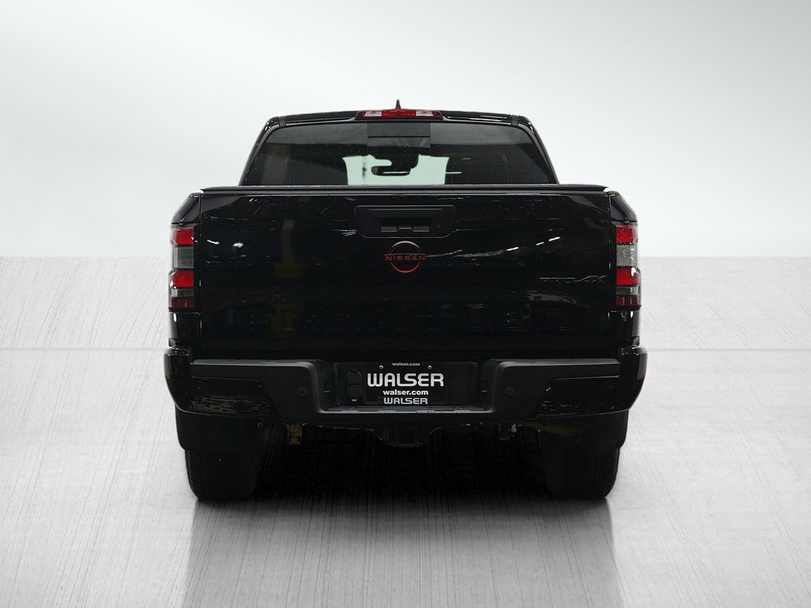 Used 2024 Nissan Frontier PRO-4X w/ Pro Premium Package AWD/4WD image 4