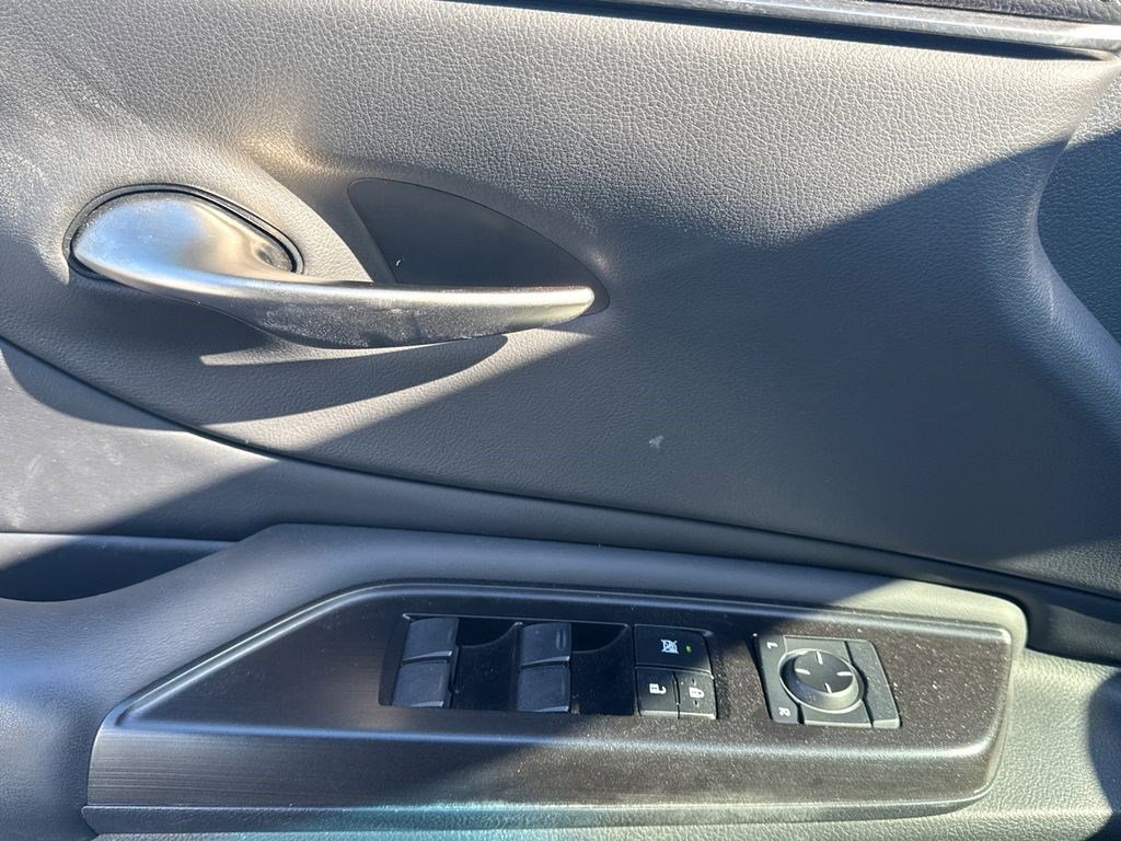 Used 2019 Lexus ES 350 w/ Accessory Package 2 image 20