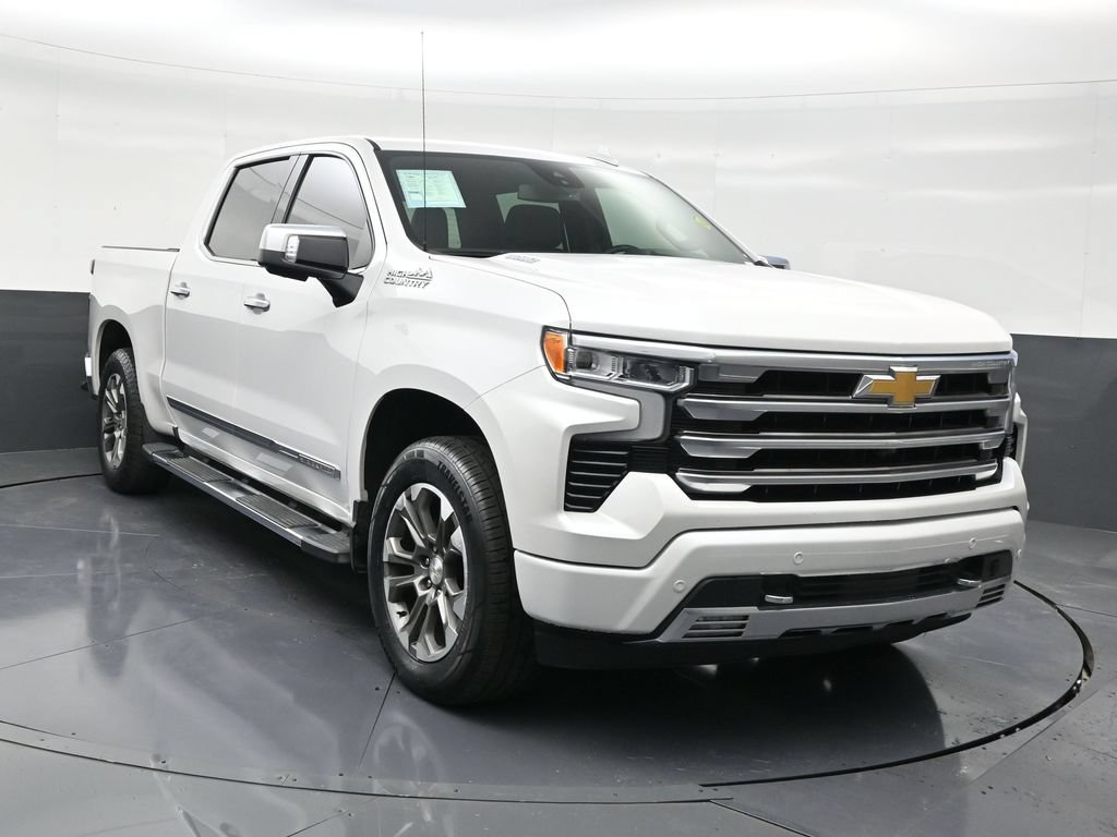 Used 2024 Chevrolet Silverado 1500 High Country AWD/4WD image 7