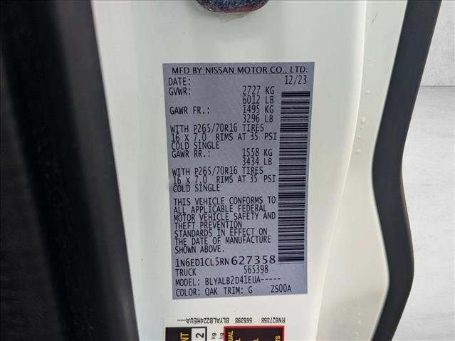 Used 2024 Nissan Frontier SV image 22