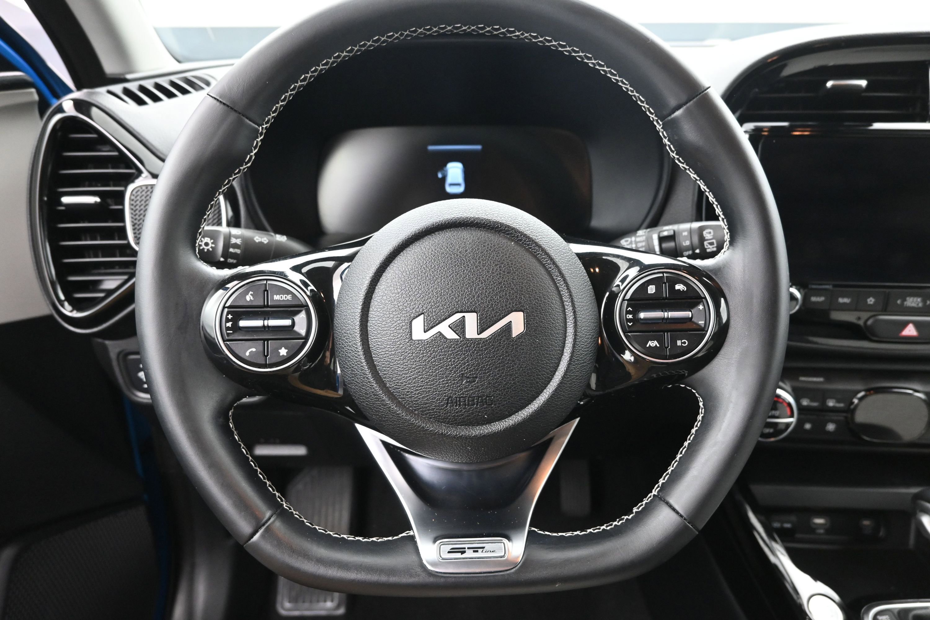 Used 2024 Kia Soul GT-Line FWD image 13