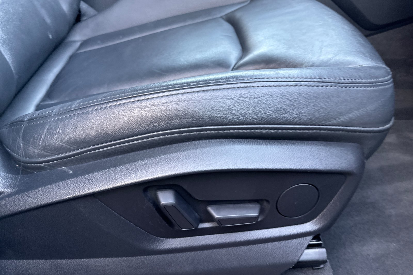 Used 2021 Audi Q7 3.0T Premium image 24