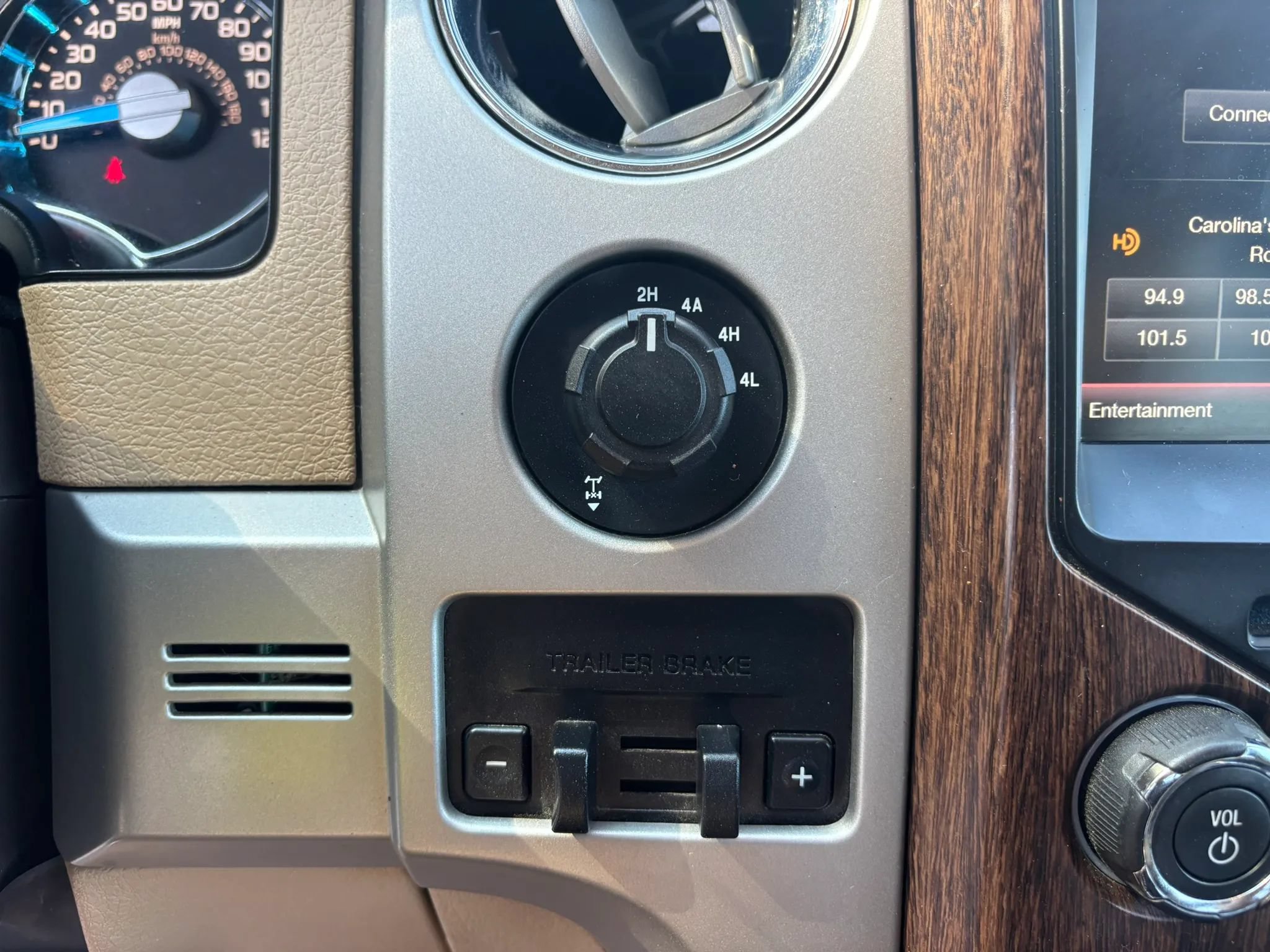 Used 2013 Ford F150 Lariat w/ Luxury Equipment Group AWD/4WD image 15