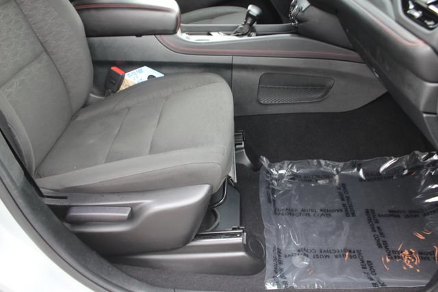 Used 2025 Dodge Durango GT AWD/4WD image 35