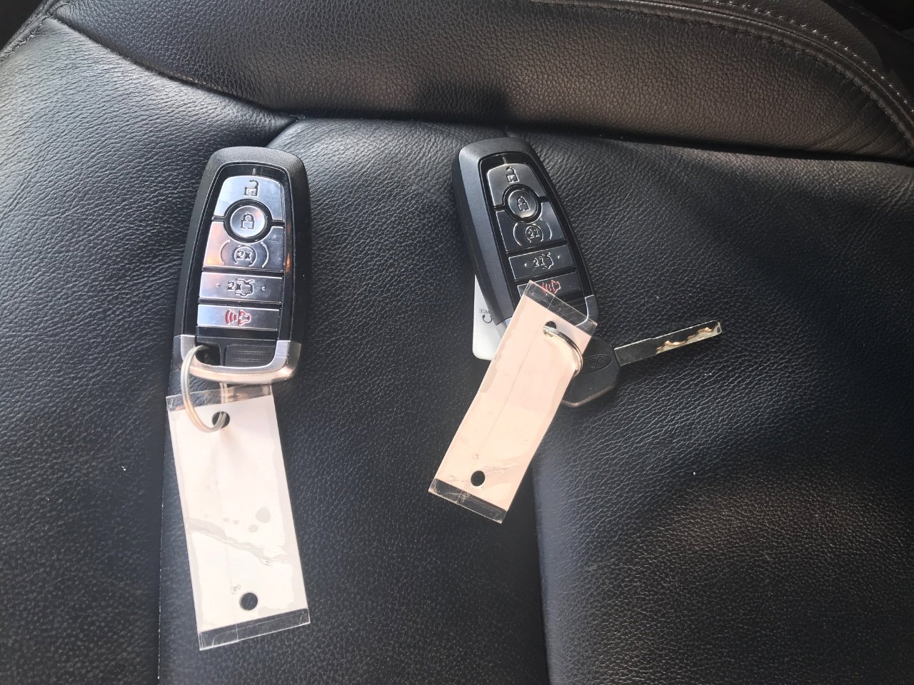 Used 2018 Ford Explorer XLT w/ Equipment Group 202A image 31