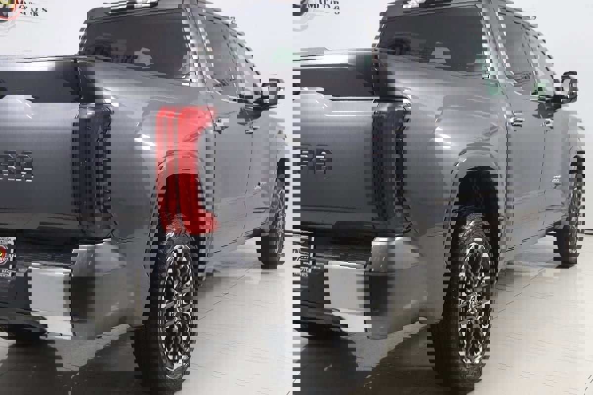 Used 2023 Toyota Tundra Limited image 42