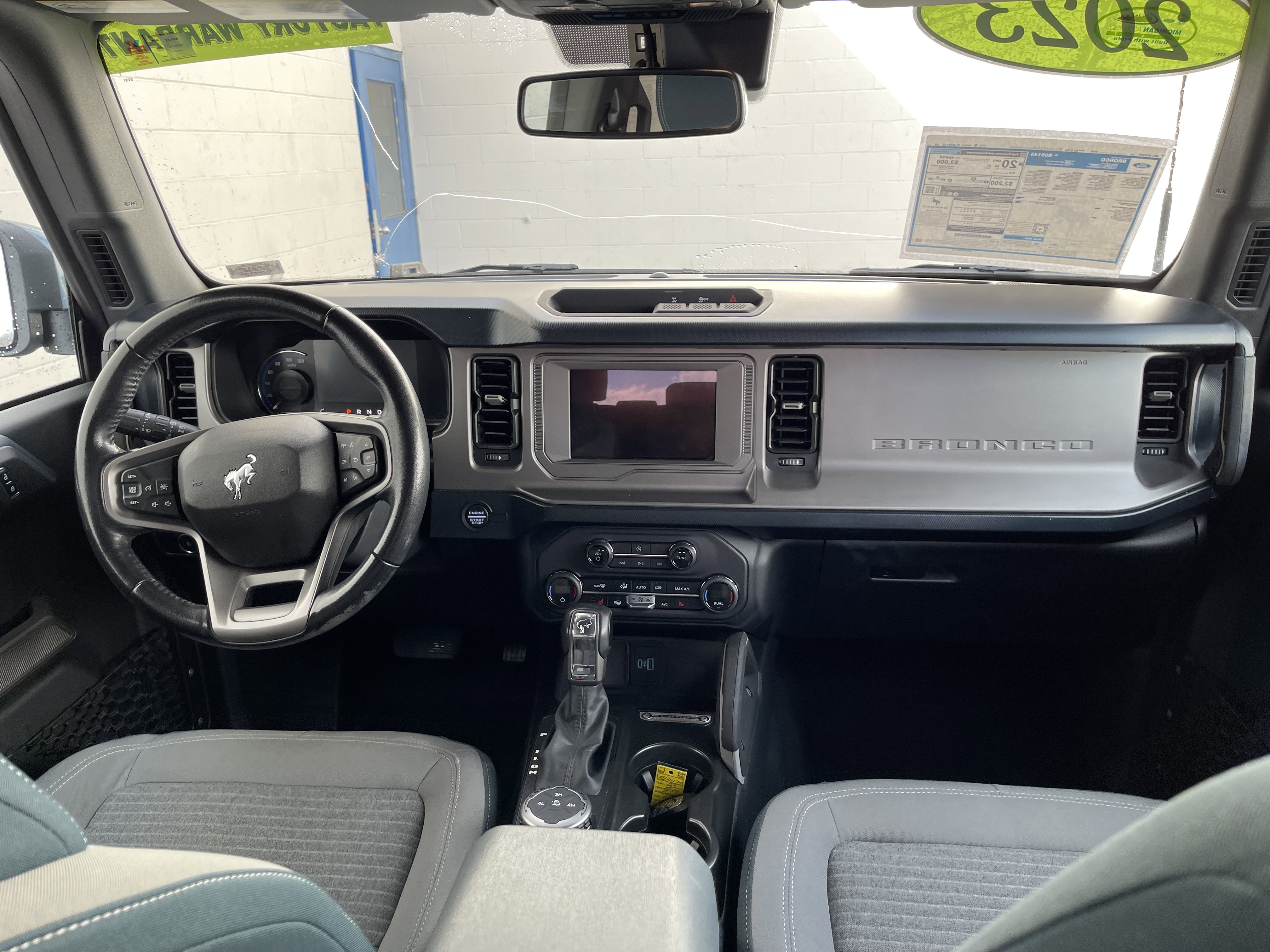 Used 2023 Ford Bronco Outer Banks image 27