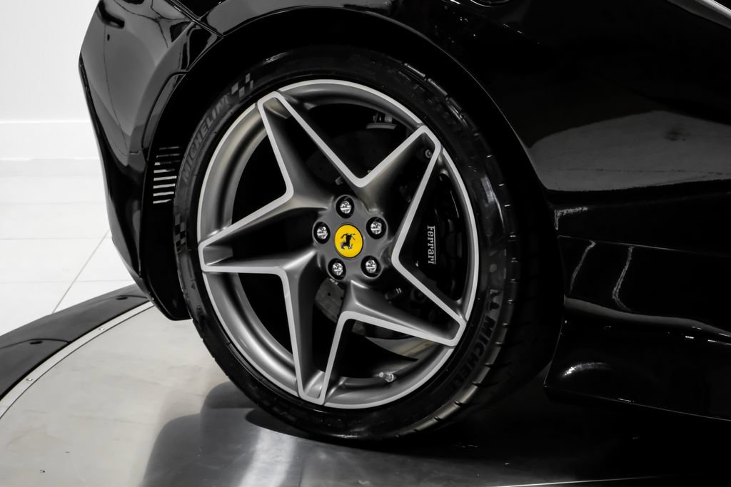 Used 2022 Ferrari F8 Tributo RWD image 44