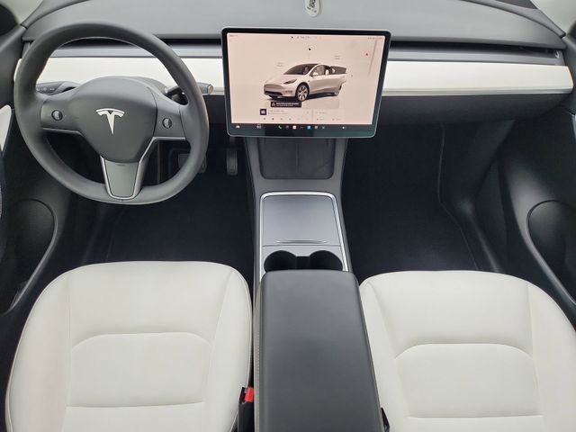 Used 2022 Tesla Model Y Long Range image 20