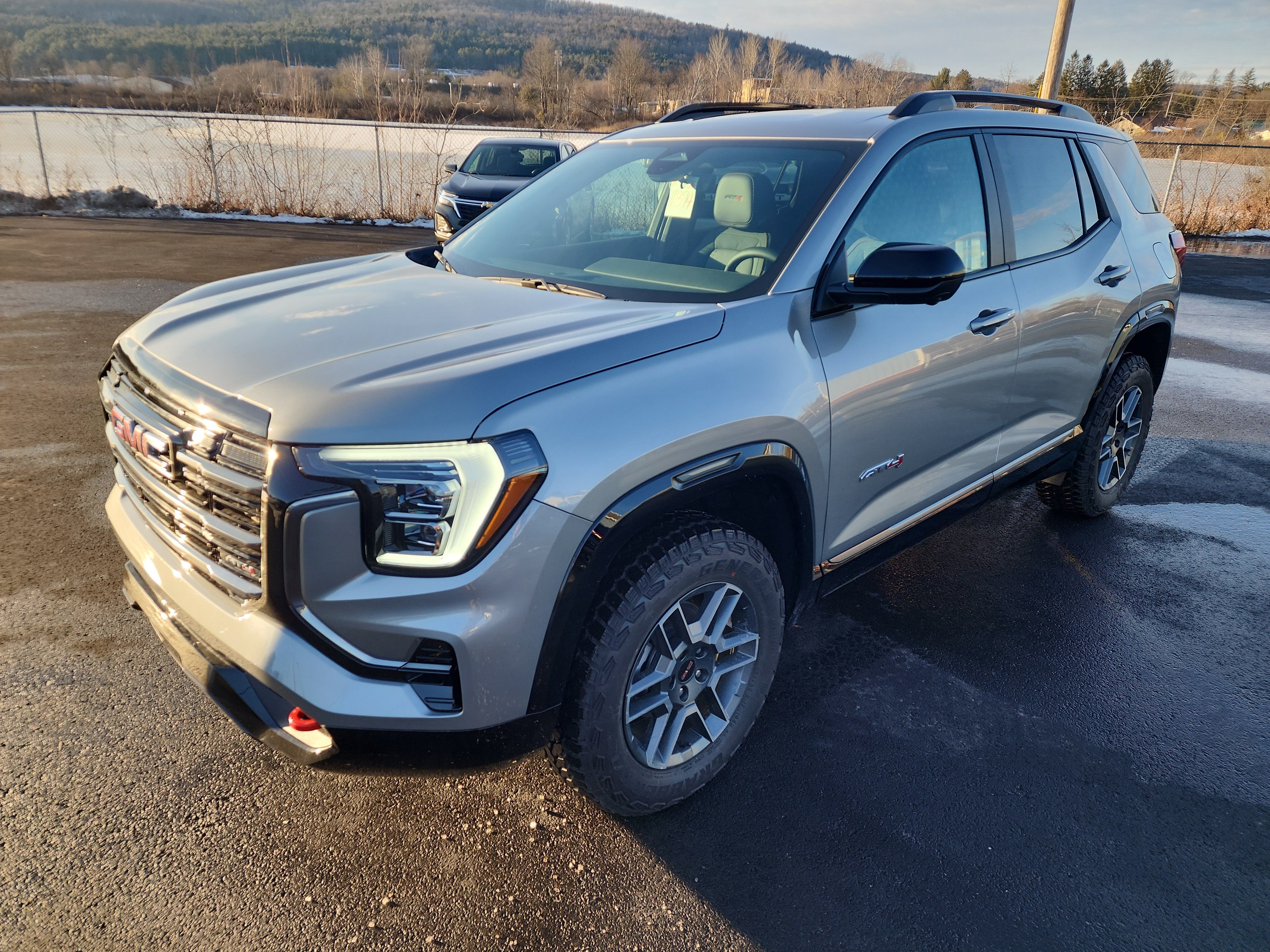 New 2026 GMC Terrain AT4 w/ Technology Package II AWD/4WD image 4
