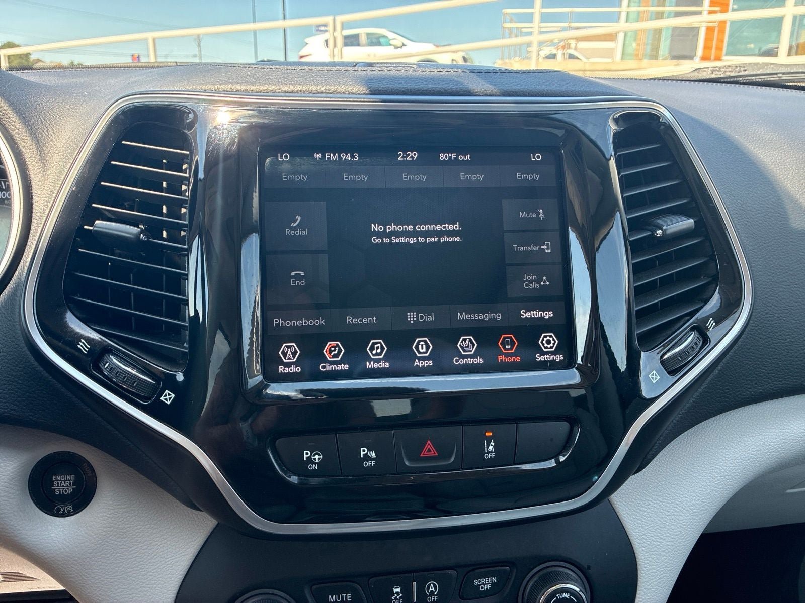 Used 2021 Jeep Cherokee Limited AWD/4WD image 23