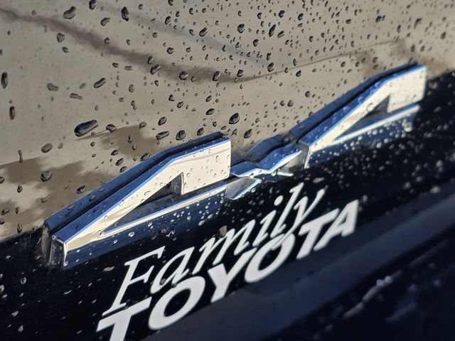 Certified 2026 Toyota Tundra Limited AWD/4WD image 9
