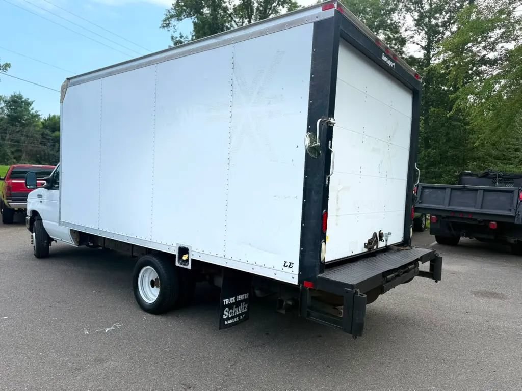 Used 2013 Ford E-350 and Econoline 350 Super Duty w/ PWR Locks & Windows Group RWD image 5