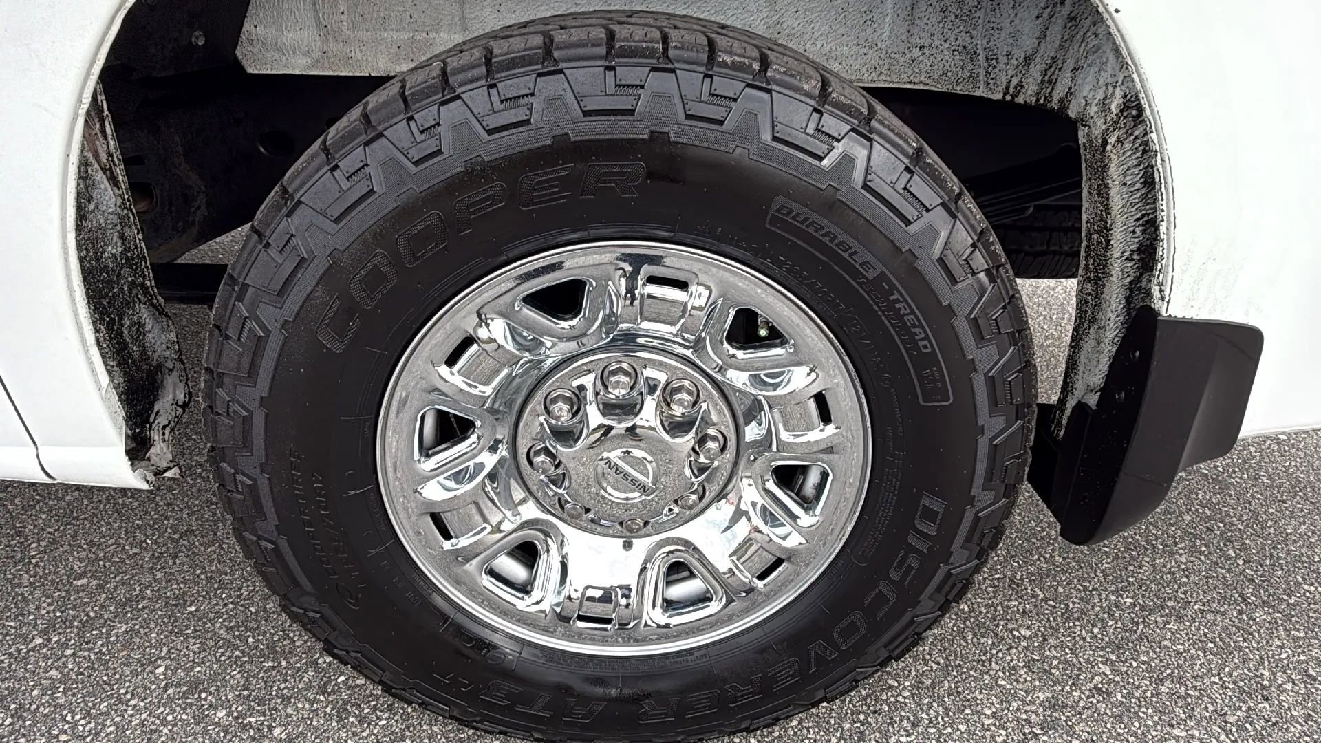 Used 2020 Nissan NV 3500 SV w/ Navigation Package image 24