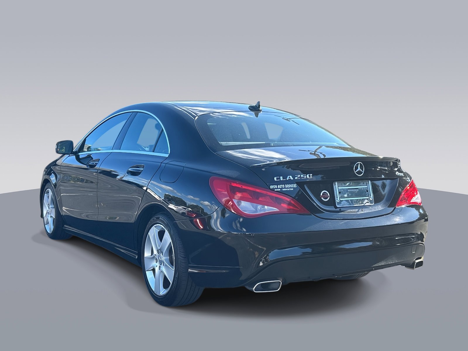 Used 2015 Mercedes-Benz CLA 250 4MATIC image 5