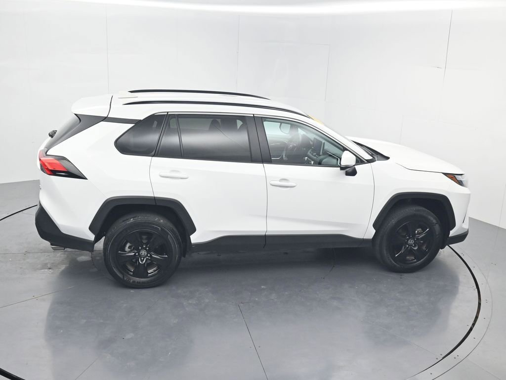 Used 2024 Toyota RAV4 XLE FWD image 60