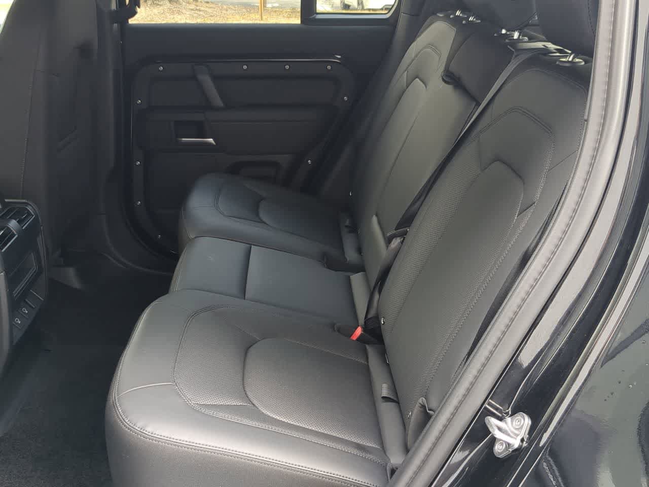 Used 2025 Land Rover Defender 110 S AWD/4WD image 20