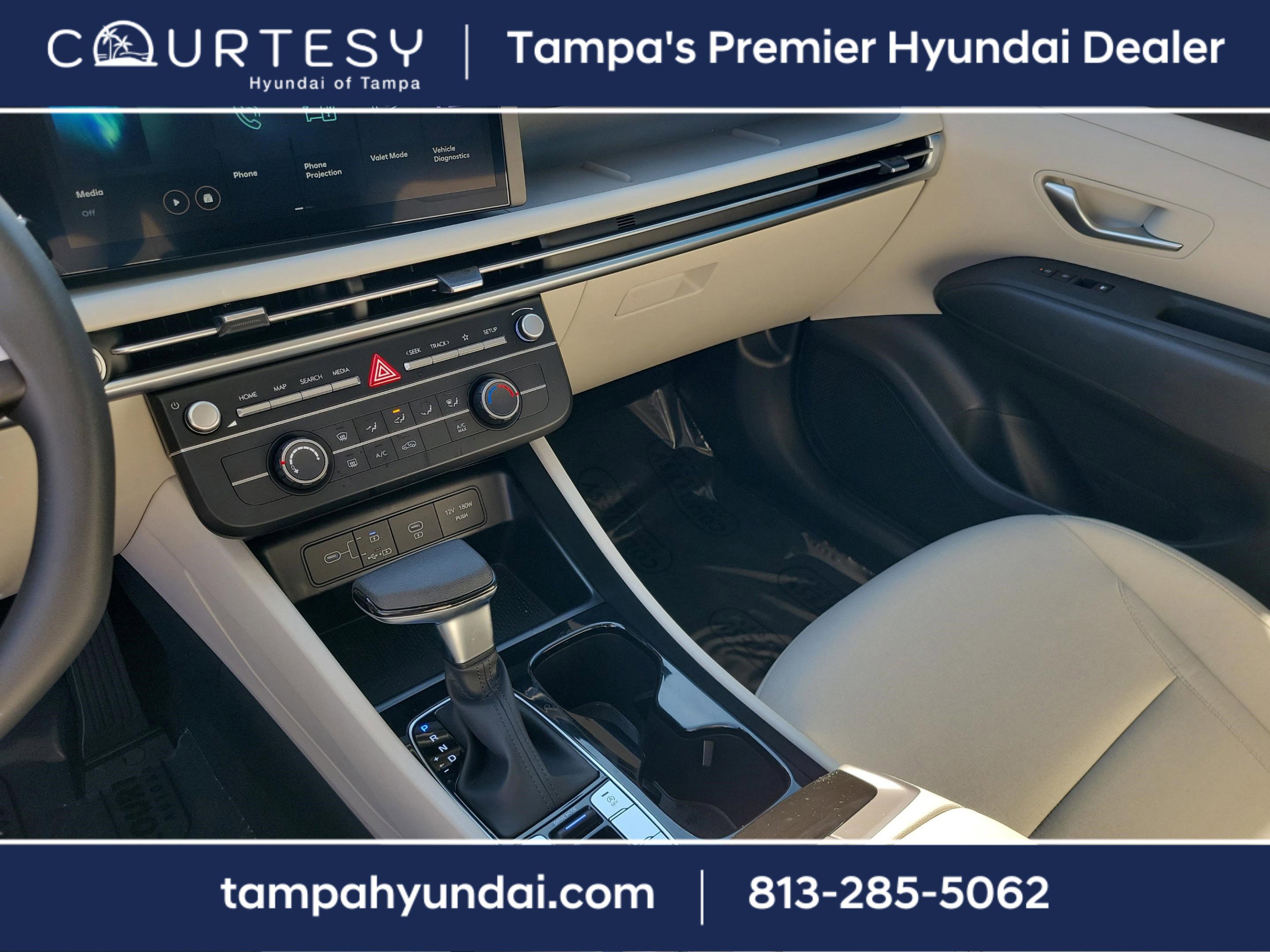 Certified 2026 Hyundai Tucson SE image 32