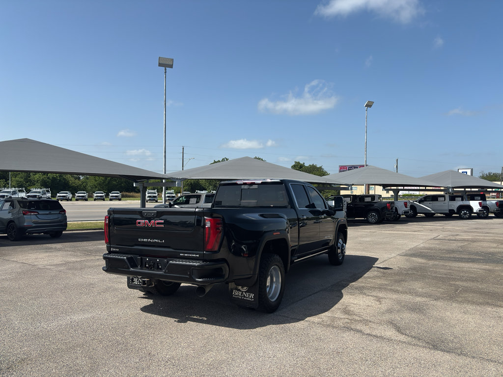 Certified 2024 GMC Sierra 3500 Denali w/ Denali Reserve Package AWD/4WD image 5