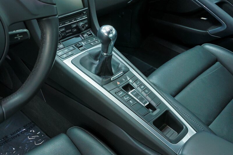 Used 2015 Porsche 911 Carrera S image 58