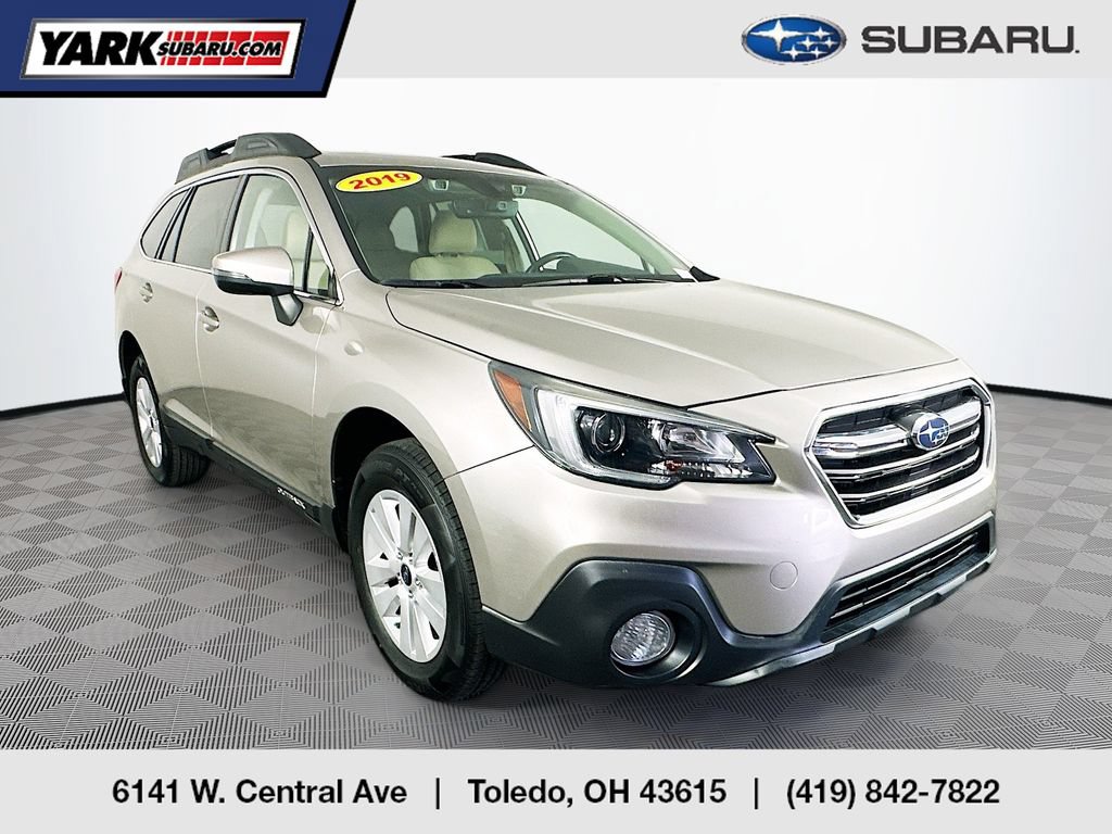 Used 2019 Subaru Outback 2.5i Premium AWD/4WD image 1